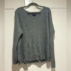 American Eagle V neck Sweater